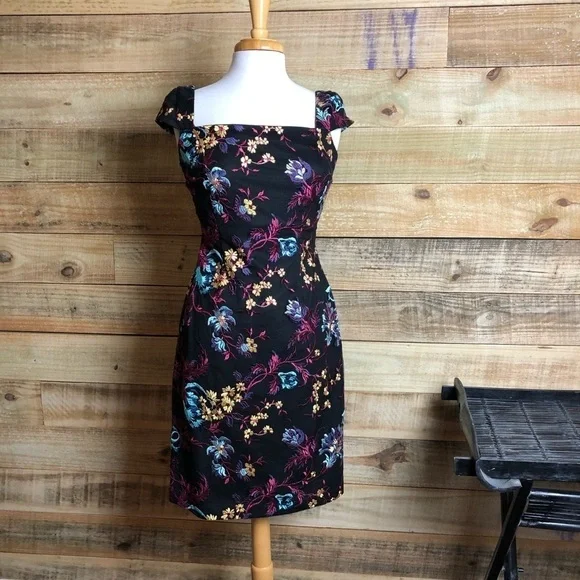 Nicole Miller NY, Floral embroidered dress,NWOT - Picture 2 of 10